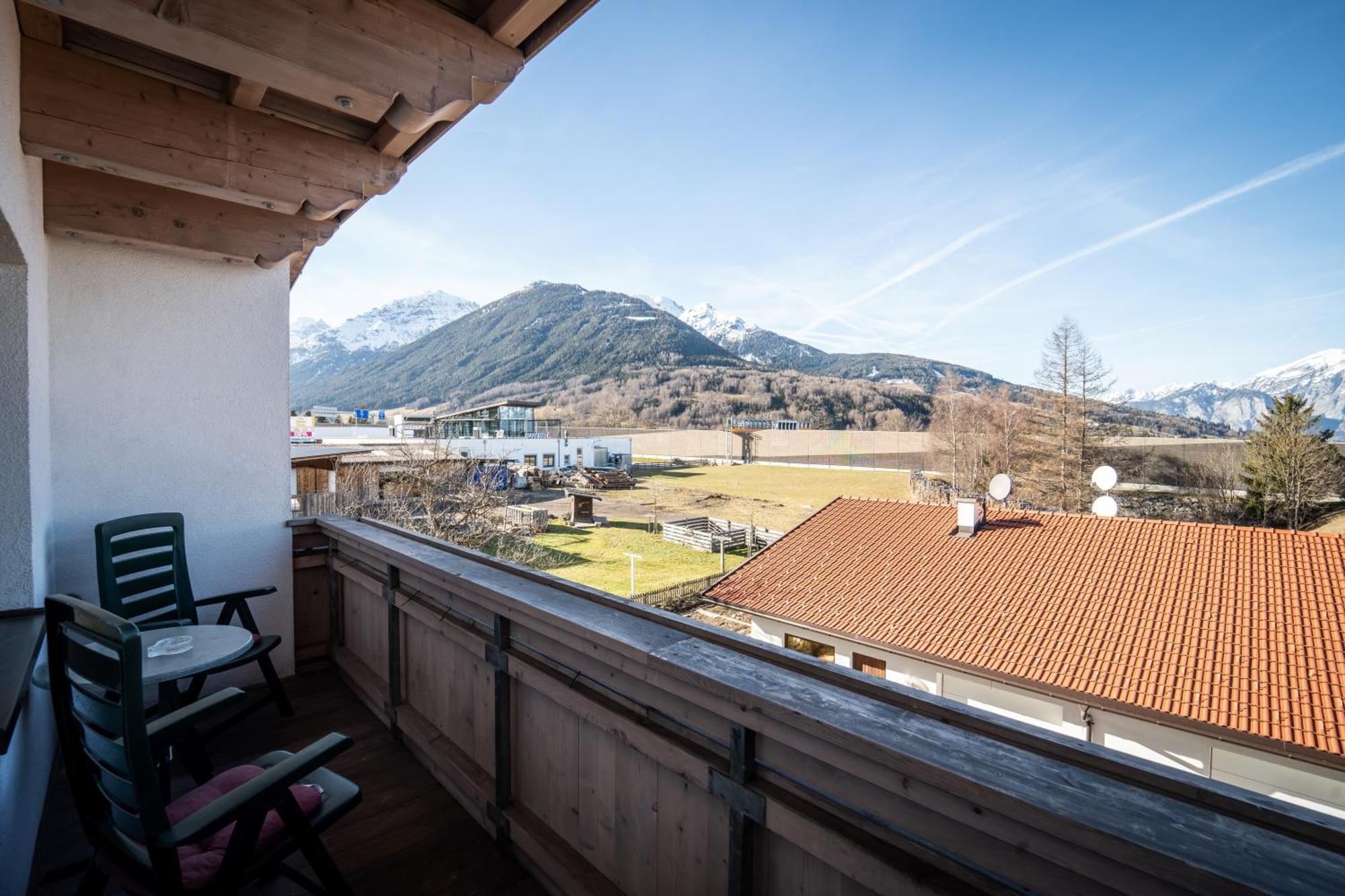 Pension Sonnenheim Hotel Schönberg im Stubaital Exterior foto